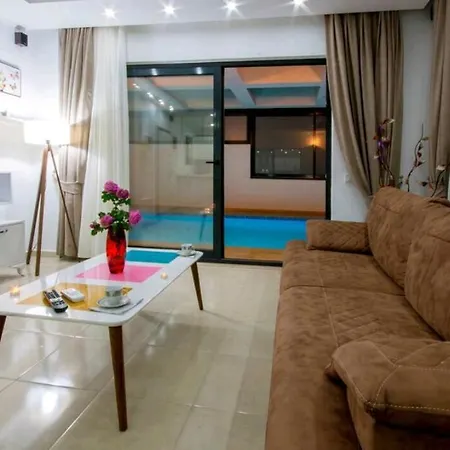 Kashoneymoonvillawith Indoorhotpool Andseaview Vilă *