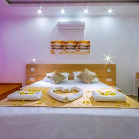 Vilă Kashoneymoonvillawith Indoorhotpool Andseaview *